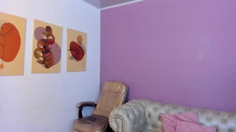 Taylor Bennet online show from 09.19.25