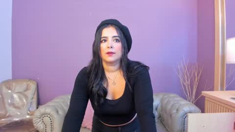 Taylor Bennet online show from 10.22.25