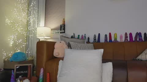 Snapshot of taylor_love_303 chatting on 04.05.26 Taylor -- online show from 04.05.26