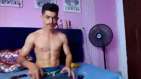 taylor stele online show from 05.26.26
