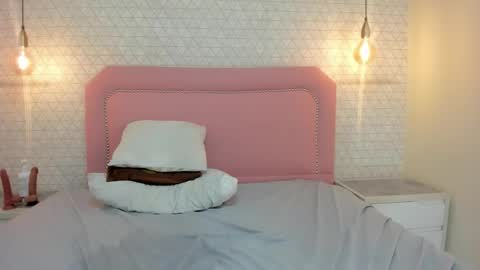 TAYLOR  online show from 03.27.26