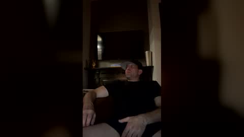 Snapshot of taylors2822 chatting on 01.14.26 taylors2822 online show from 01.14.26