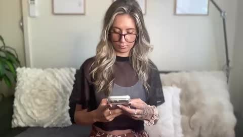 Taylor online show from 02.26.26