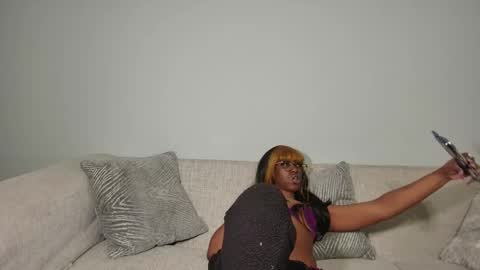 Taylor online show from 02.21.25