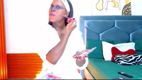 Tayra...  online show from 10.24.25