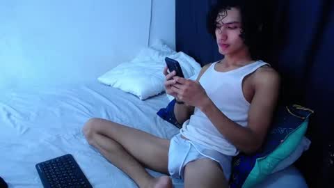 Tayron online show from 12.20.25