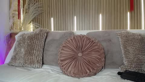 Sofia online show from 04.05.26