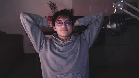 Snapshot of te0__0 chatting on 02.04.26 Teo independent model online show from 02.04.26