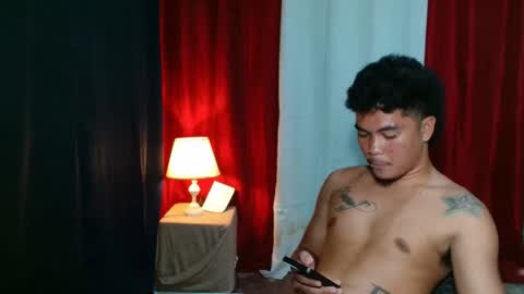 teahyun_yeongsu online show from 11.19.25