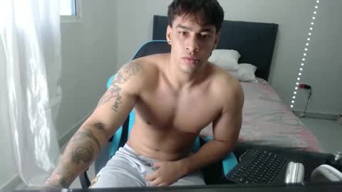 Snapshot of team23hot0 chatting on 09.21.25 team23hot0 online show from 09.21.25