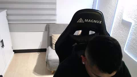 DYNAMITE DUO69 online show from 04.08.26