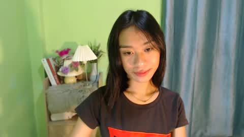 Snapshot of teamo_kiara chatting on 01.10.25 your future wife online show from 01.10.25