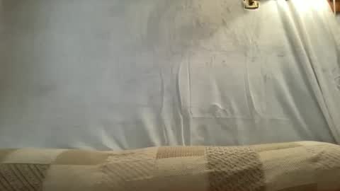 Snapshot of tease4meplz chatting on 09.22.25 tease4meplz online show from 09.22.25