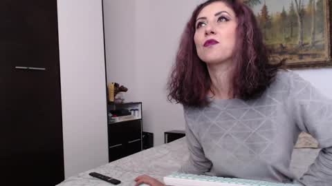 ALICIA--- online show from 01.16.25