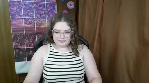 Snapshot of teasing_dora chatting on 07.15.26 Teasing Dora online show from 07.15.26