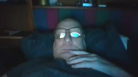Snapshot of tebb61 chatting on 06.01.26 Mark online show from 06.01.26