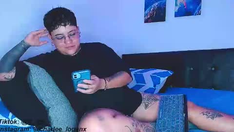 Charlee He online show from 01.27.25