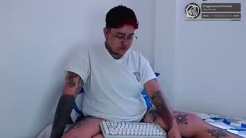 Charlee He online show from 09.09.25