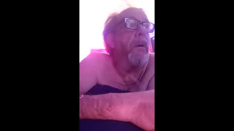 Snapshot of tedestep2 chatting on 02.24.26 tedestep2 online show from 02.24.26