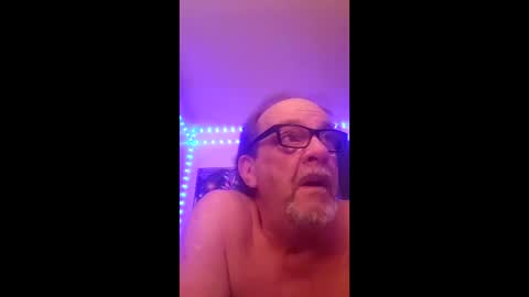 Snapshot of tedestep2 chatting on 03.27.26 tedestep2 online show from 03.27.26