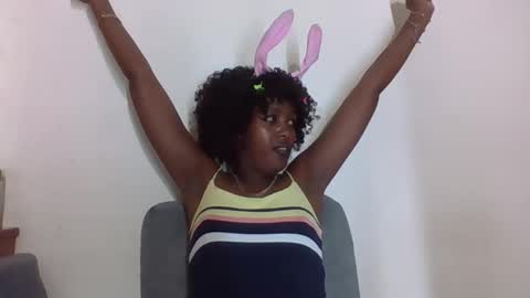 Snapshot of tee_kaicy chatting on 09.22.25 kaicy online show from 09.22.25