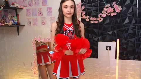 Snapshot of teeaapsex chatting on 05.03.26 Alice and Cassie online show from 05.03.26