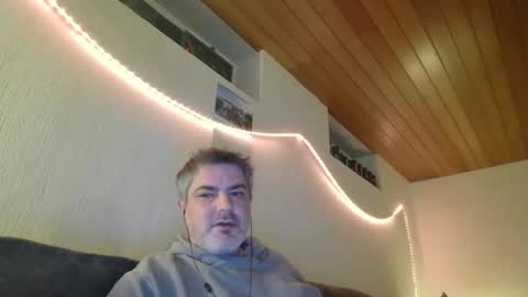 Peter online show from 02.05.25