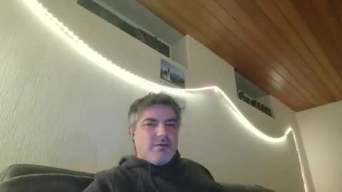 Peter online show from 03.05.25