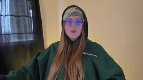 Snapshot of tekila__ chatting on 03.08.25 tekila__ online show from 03.08.25