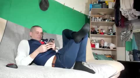 Snapshot of telepaticman chatting on 02.04.26 Virg Lszl online show from 02.04.26