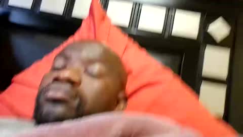 tembaletunyatela online show from 10.26.25