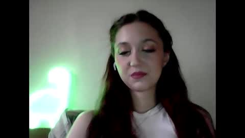 Snapshot of temptingvision chatting on 02.09.25 temptingvision online show from 02.09.25