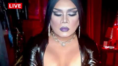 Snapshot of temptress_cocoxxx chatting on 04.16.26 Mistress Coco online show from 04.16.26