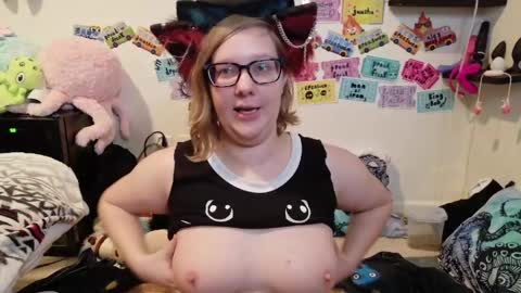 Snapshot of ten_tickle_pixie chatting on 05.19.26 Pixie and Tentacle Overlord online show from 05.19.26