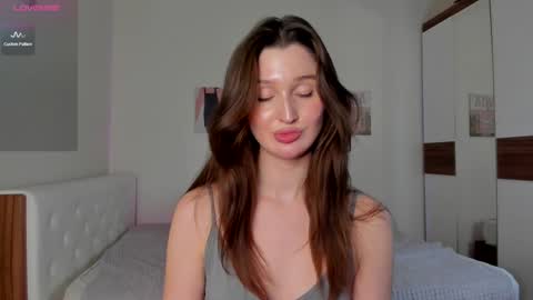 Snapshot of tender_babyy chatting on 02.06.25 Sexy girl Li online show from 02.06.25