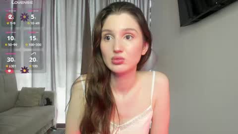 Snapshot of tender_babyyy chatting on 06.11.26 Amina online show from 06.11.26