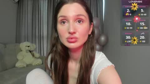 Snapshot of tender_babyyy chatting on 06.16.26 Amina online show from 06.16.26
