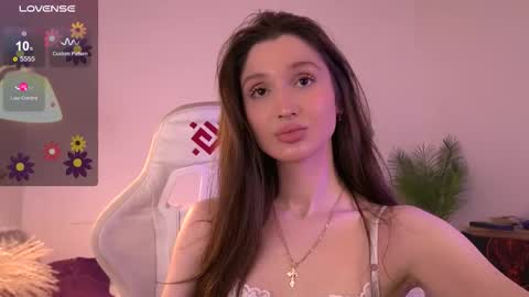 Snapshot of tenderbabyy chatting on 12.01.25 Amina online show from 12.01.25