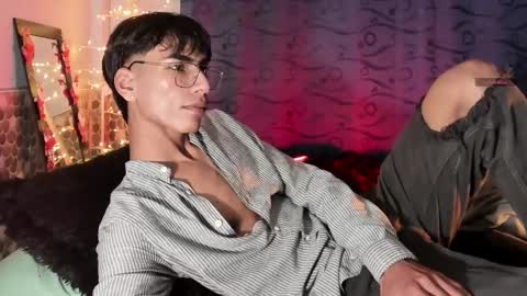 Snapshot of teo_369 chatting on 12.27.24 Teo online show from 12.27.24