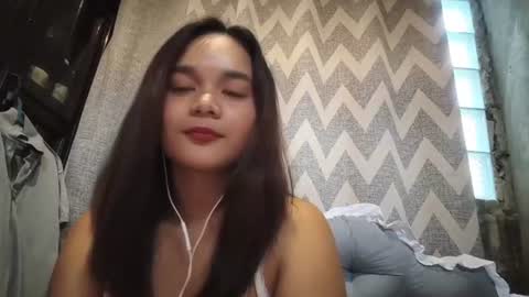 Snapshot of teofilaconant chatting on 07.03.26 Sylvie online show from 07.03.26