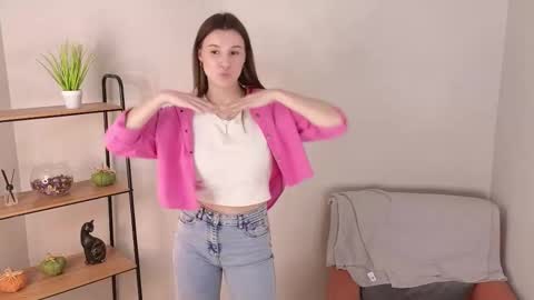 Snapshot of teresa_pinnet chatting on 02.22.26 Alice online show from 02.22.26