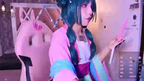 Terra Elowen online show from 10.31.25