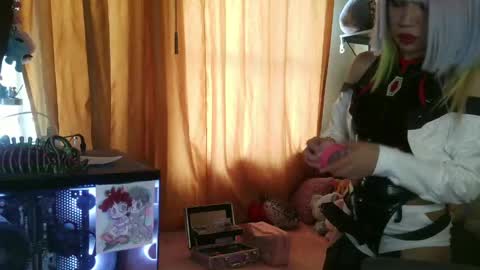 Terra Elowen online show from 05.12.26