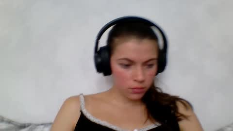 Anny Simpson online show from 09.15.25