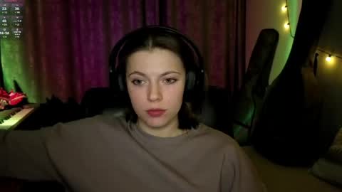 Anny Simpson online show from 03.22.26