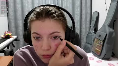 Anny Simpson online show from 04.15.26