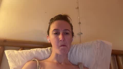 Snapshot of terraworship chatting on 02.01.25 Terra Worship Findomme online show from 02.01.25