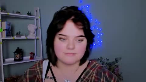 Snapshot of tessa_dream_ chatting on 01.11.26 tessa_dream_ online show from 01.11.26