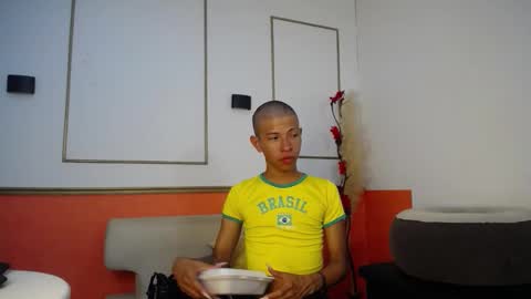 tessachains online show from 11.19.25