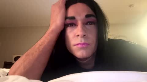 Snapshot of tessakocks chatting on 12.22.24 Tessa Kocks online show from 12.22.24